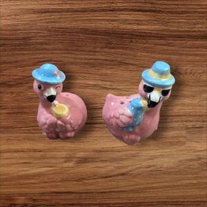 Pink Flamingo Salt & Pepper Shaker Set  Hats Cute Décor Ceramic 3" Tall beach ne